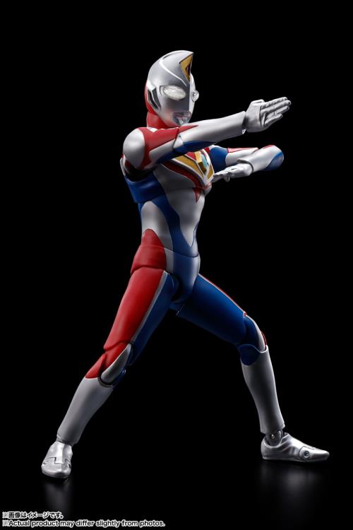 BANDAI Tamashii Nations S.H.Figuarts Shinkocchou Seihou Ultraman Dyna Flash Type - Ultraman Dyna Action Figure