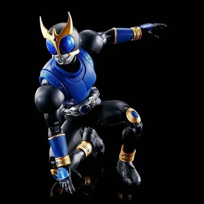 BANDAI Figure-rise Standard Kamen Rider Kuuga Dragon Form Model Kit