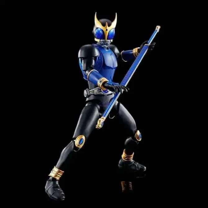 BANDAI Figure-rise Standard Kamen Rider Kuuga Dragon Form Model Kit