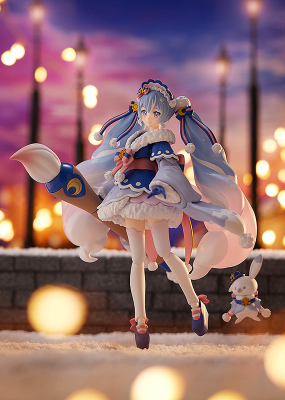 Max Factory EX-067 figma Snow Miku: Serene Winter ver. - Hatsune Miku Action Figure