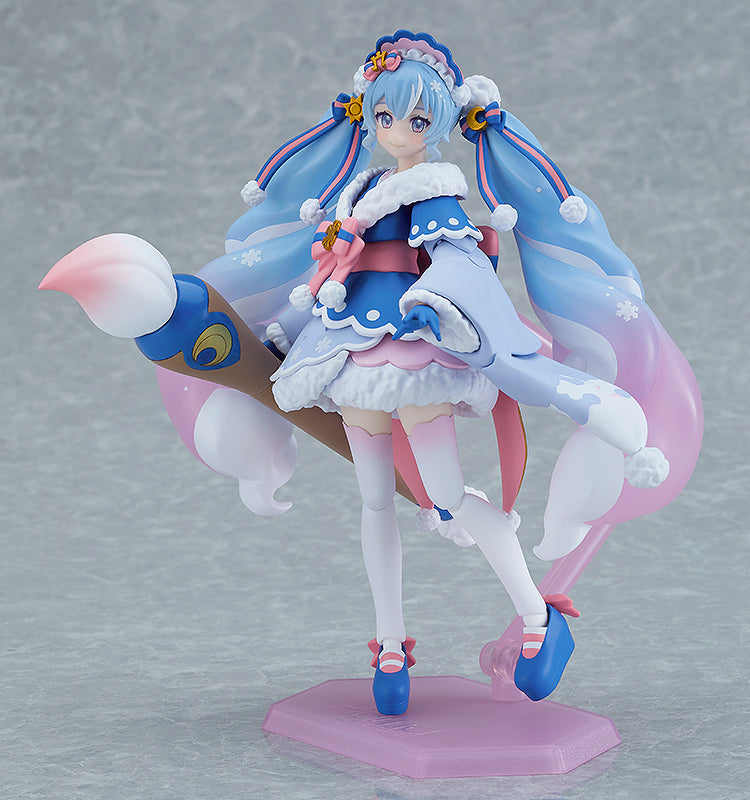 Max Factory EX-067 figma Snow Miku: Serene Winter ver. - Hatsune Miku Action Figure