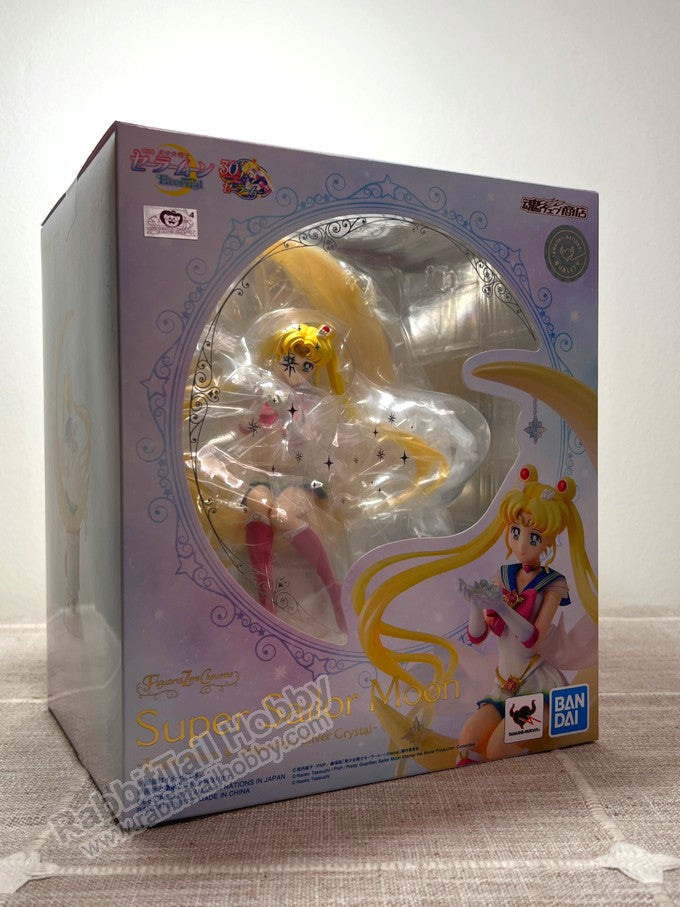 BANDAI Tamashii Nations FiguartsZERO Chouette Super Sailor Moon Bright Moon & Legendary Silver Crystal - Pretty Guardian Sailor Moon Non Scale Figure