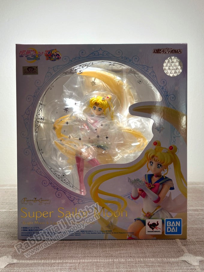 BANDAI Tamashii Nations FiguartsZERO Chouette Super Sailor Moon Bright Moon & Legendary Silver Crystal - Pretty Guardian Sailor Moon Non Scale Figure