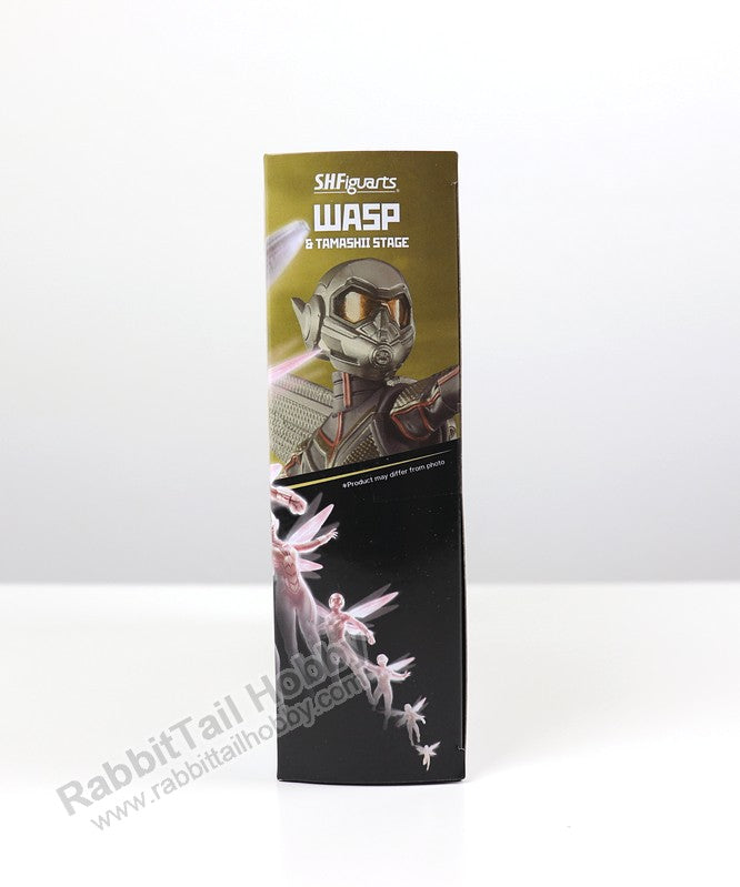 BANDAI Tamashii Nations S.H.Figuarts Wasp & Tamashii Stage - Ant-Man and the Wasp Action Figure