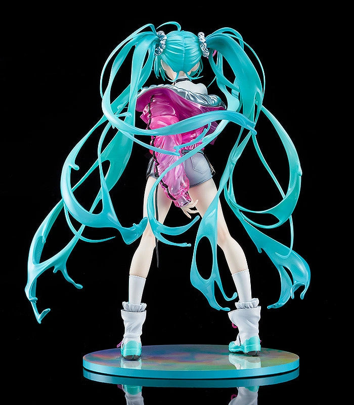 Good Smile Company Hatsune Miku with SOLWA - Character Vocal Series 01: Hatsune Miku 1/7 Scale Figure